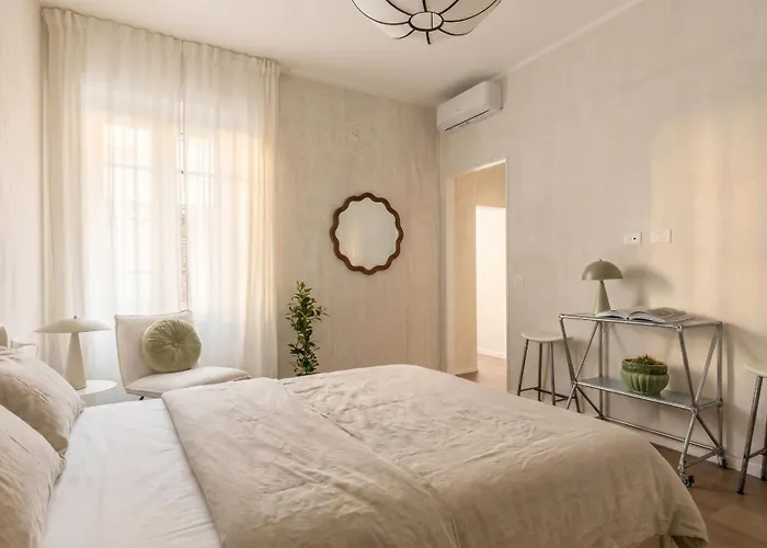 Apartment 221 District, Al Colosseo Rome